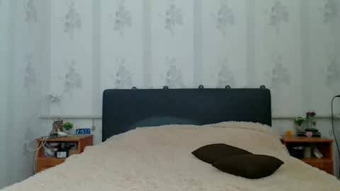 lilu_cute25 online show from April 25, 7:00 pm