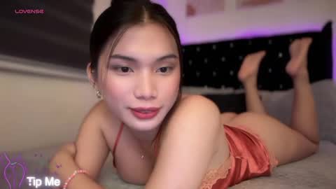 Lily- DONT FORGET TO FOLLOW ME HERE online show from May 14, 6:44 am