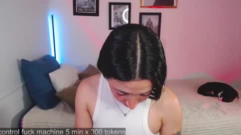 just lily online show from February 9, 11:57 pm