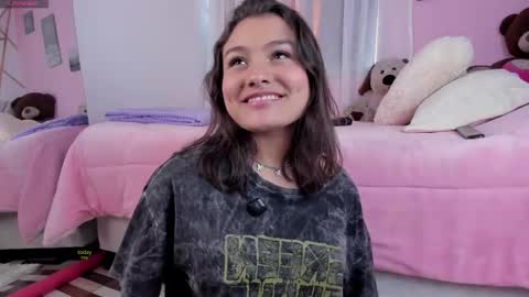 Lily online show from September 24, 8:15 pm