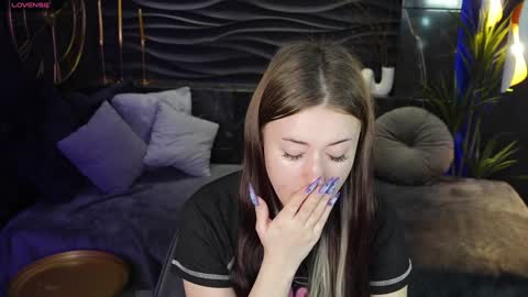 Lily online show from January 26, 6:49 am