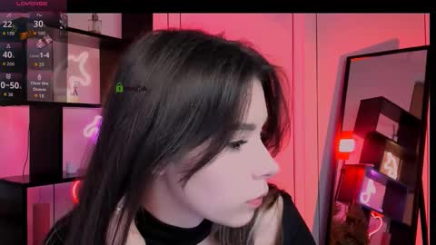 Lily online show from November 16, 7:27 pm