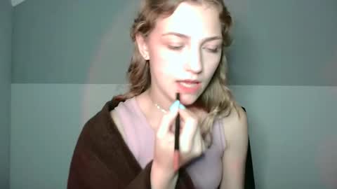 small lily online show from September 11, 3:24 pm