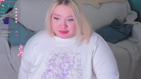 Lily online show from February 5, 12:06 pm