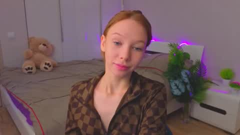 lilylisy online show from November 16, 12:29 pm