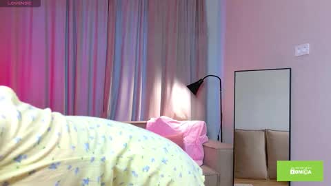 Lily online show from February 9, 3:21 am