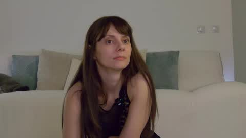 Lily online show from February 3, 8:02 pm