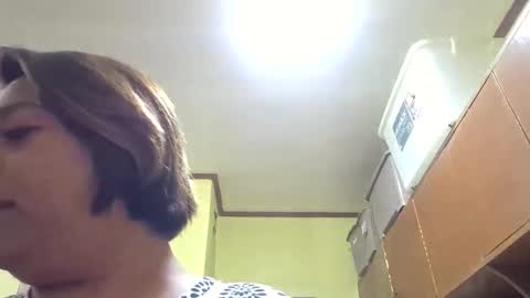 lilysette online show from May 26, 12:33 pm
