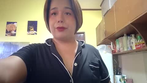 lilysette online show from May 20, 8:54 am
