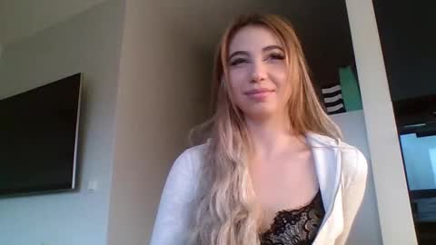 Lily online show from January 16, 3:21 pm