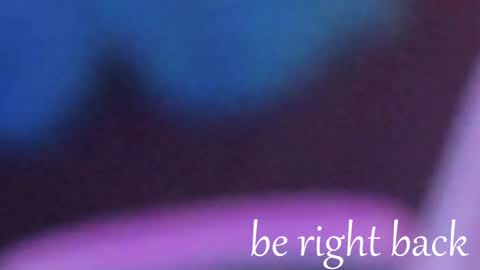 LILY online show from December 11, 4:09 pm