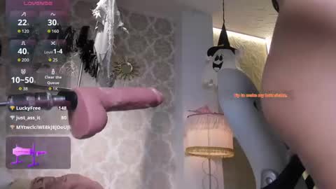 Lilyy online show from October 26, 10:42 pm