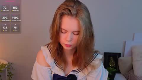 Julie online show from February 25, 6:33 pm