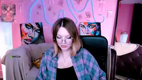 lina_fox12 online show from May 20, 2:12 pm