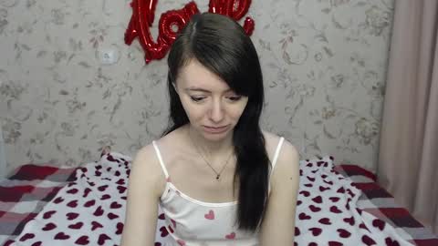 Snapshot of lina_rouge_ chatting on March 5, 8:21 am Lina Rouge online show from March 5, 8:21 am