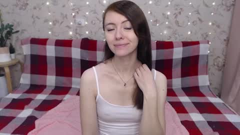 Snapshot of lina_rouge_ chatting on December 5, 9:22 am Lina Rouge online show from December 5, 9:22 am