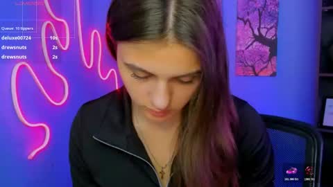 linaa_dolly online show from June 15, 1:14 pm