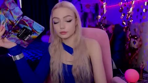 I am Lina online show from March 21, 8:19 am