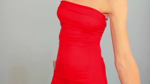 LinaLivee online show from December 16, 8:37 pm