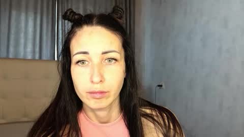 LinaLivee online show from October 14, 6:49 am