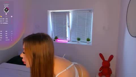 lina online show from December 21, 1:23 am