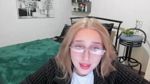 Lina online show from January 25, 12:06 am