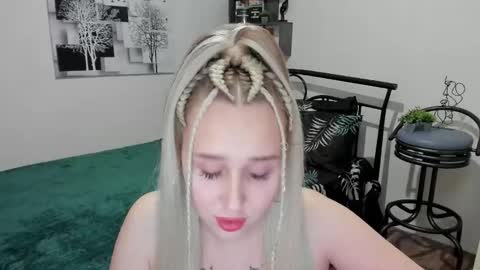 Lina online show from February 26, 9:20 pm