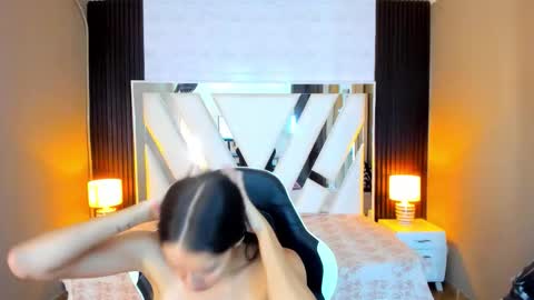  Linda  online show from October 20, 6:46 pm