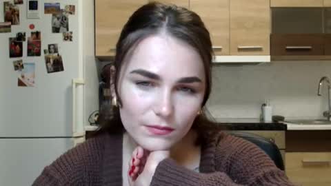 Snapshot of linda_aa chatting on October 23, 5:03 pm Linda online show from October 23, 5:03 pm