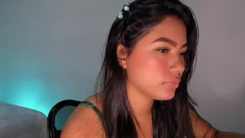 Alana online show from June 12, 7:46 pm