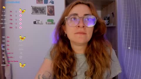 Giggles  online show from February 11, 2:46 am