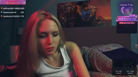 Linda online show from March 2, 8:29 pm