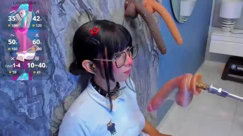 linda_sofi__ online show from November 12, 9:06 pm