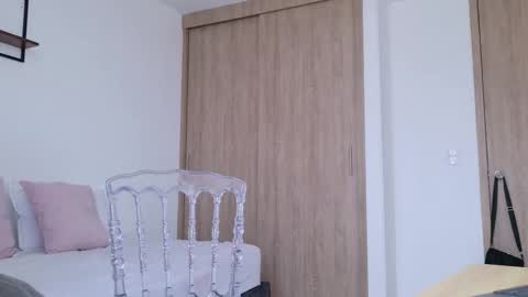 Linda online show from March 7, 9:48 pm