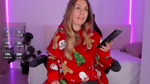 Linda  --  online show from November 21, 10:19 pm