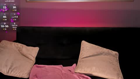 Snapshot of lindseycox chatting on September 28, 5:05 am Lin online show from September 28, 5:05 am