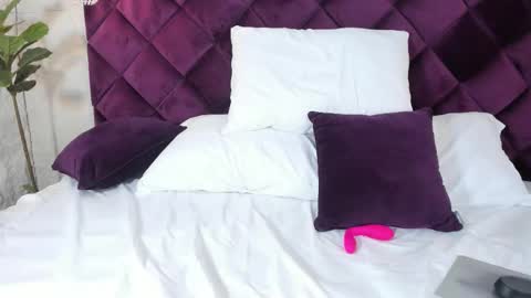 LINDA online show from November 20, 1:21 pm