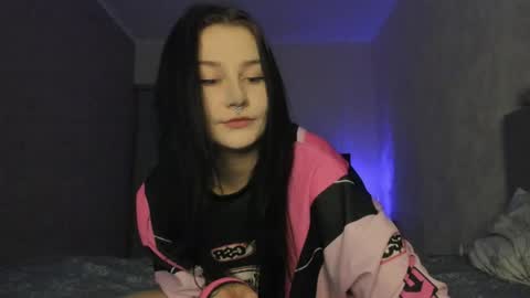 Lina online show from May 31, 11:53 am