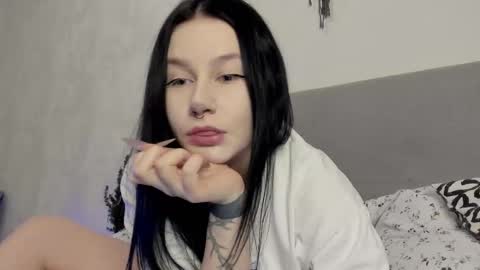 Lina online show from January 7, 10:42 am