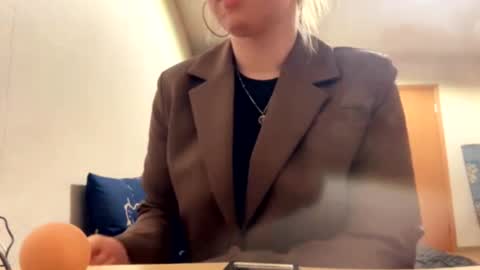 Rose online show from March 1, 8:13 pm