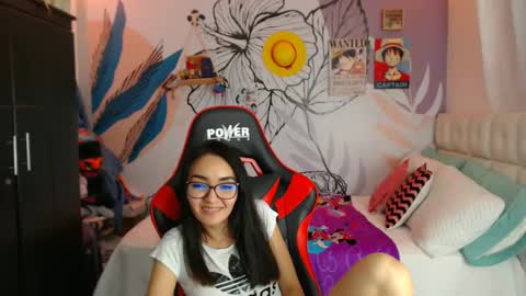 LinzyBaner online show from February 14, 12:19 am