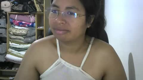liora online show from May 26, 3:45 am
