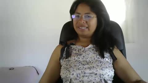 Liora selenex online show from February 20, 6:26 am