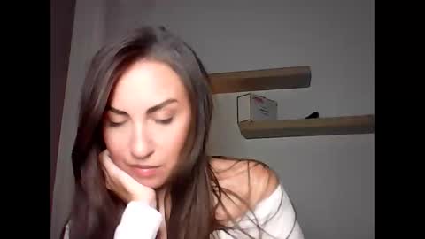 lioranwe online show from May 28, 9:24 pm
