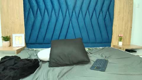  L I O  Q U E E N   online show from December 22, 3:46 am