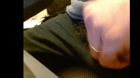 lip_balm online show from December 28, 1:29 am