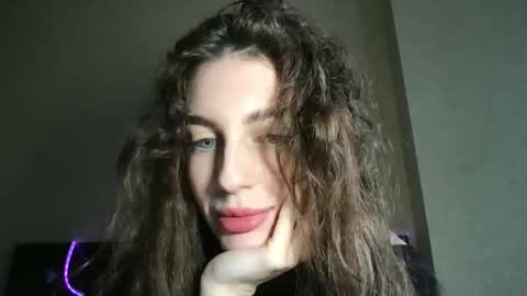 lipsylolly online show from February 18, 12:05 pm