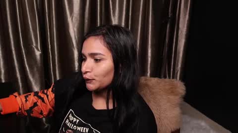 Lire online show from December 2, 7:30 am