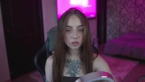 Lisa online show from September 16, 1:13 pm