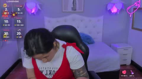 Lisa online show from September 8, 5:45 pm